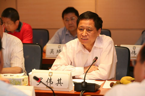 省教育厅召开高校党建与学生思想政治教育座谈会